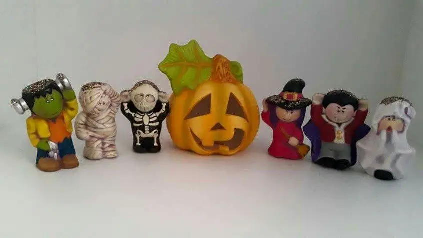 decoración de Halloween en cerámica